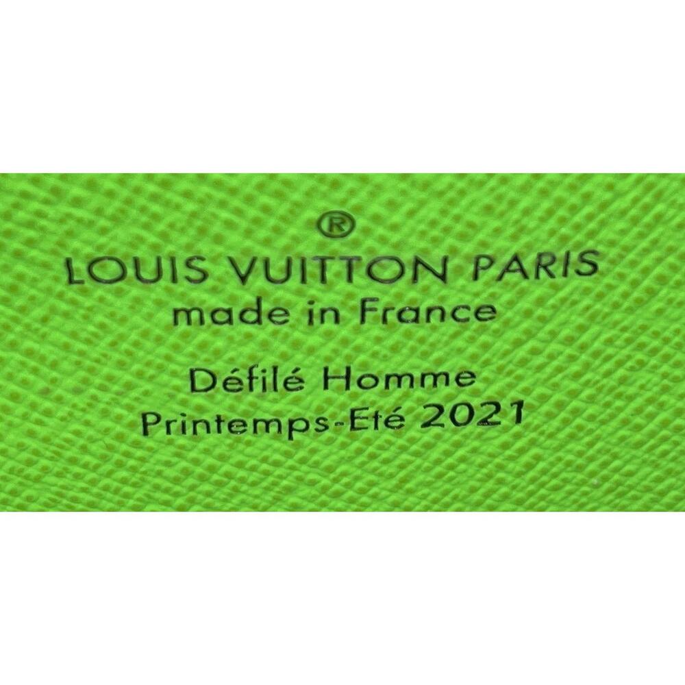 Louis Vuitton Soft Trunk Phone Box #265850L14B - Picture 8 of 8